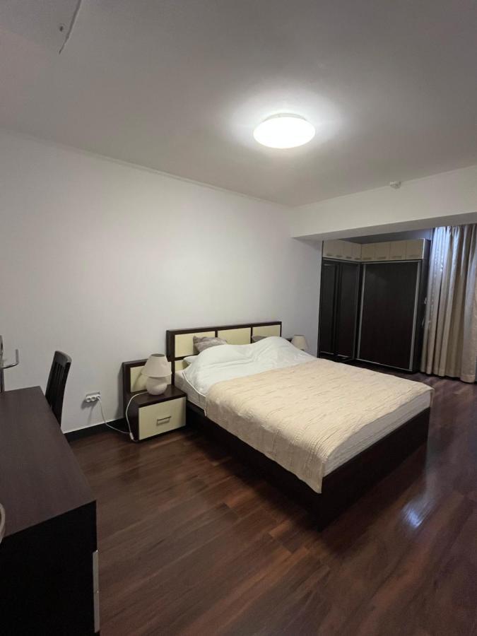 Large 2 bedroom apartment Soseaua Nordului Bucureşti Exterior foto